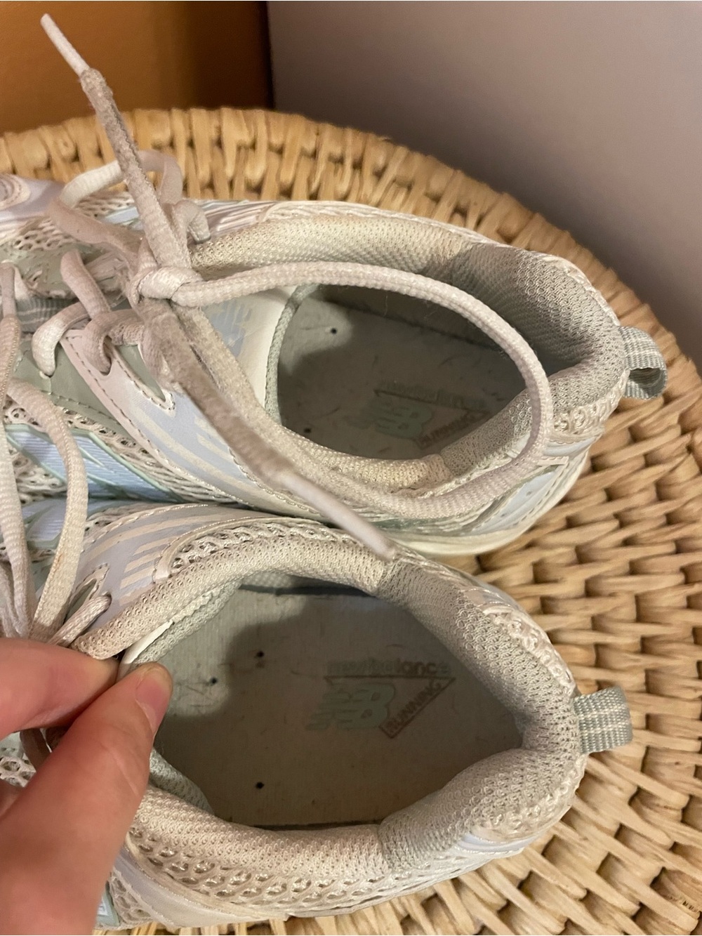 New Balance 530 Sneakers in Sea Salt/Ice Blue/Silver Moss Women’s Size 9 - Picture 10 of 11